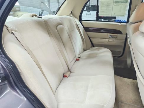 Used 2007 Mercury Grand Marquis GS RWD image 39