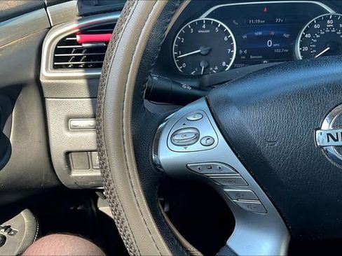 Used 2017 Nissan Murano SL image 18