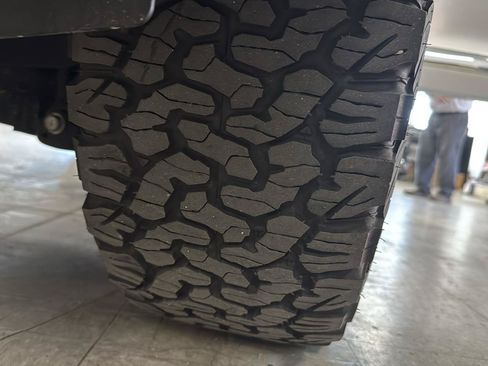Used 2013 Toyota Land Cruiser AWD/4WD image 72