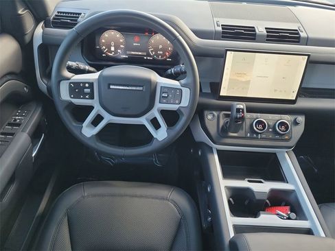 Certified 2025 Land Rover Defender 110 S image 18