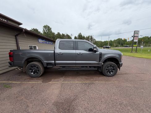Used 2020 Ford F250 XL w/ STX Appearance Package AWD/4WD image 3