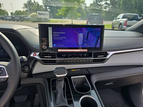 Certified 2025 Toyota Sienna XSE AWD/4WD image 25