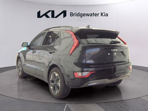 Used 2025 Kia Niro Wind w/ Wind Preserve Package FWD image 5