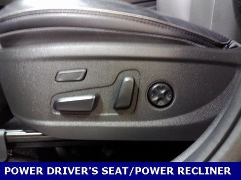 Used 2023 Hyundai Santa Fe Limited image 13