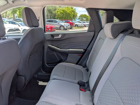 Used 2021 Ford Escape SE FWD image 14