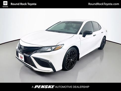 Used 2023 Toyota Camry XSE FWD image 1