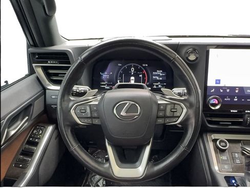 Used 2024 Lexus GX 550 w/ Cold Area Package AWD/4WD image 41