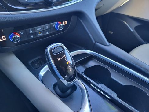 Used 2020 Buick Enclave Essence w/ Sound and Sites Package image 21