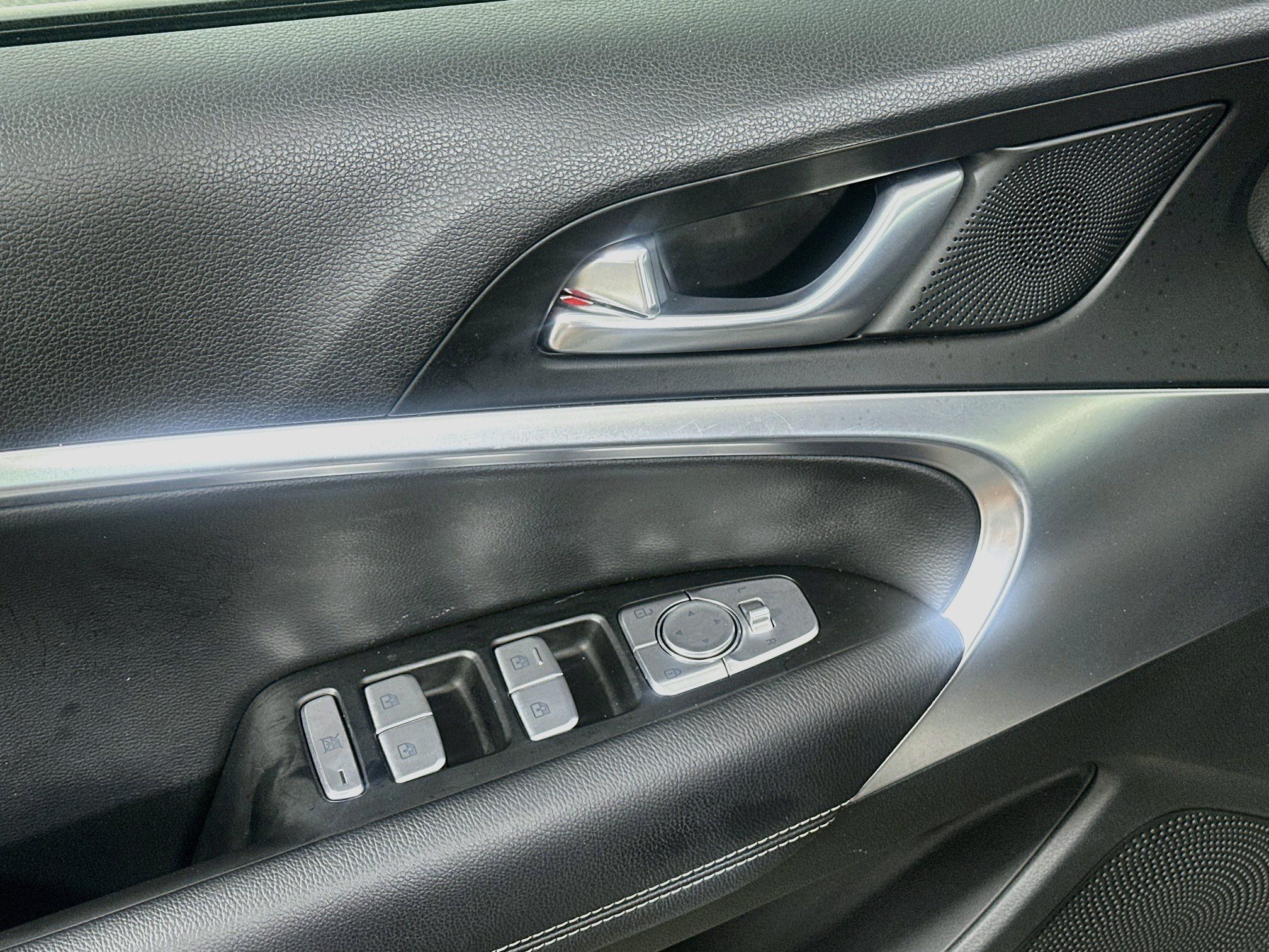 Used 2026 Genesis G70 2.5T RWD image 15
