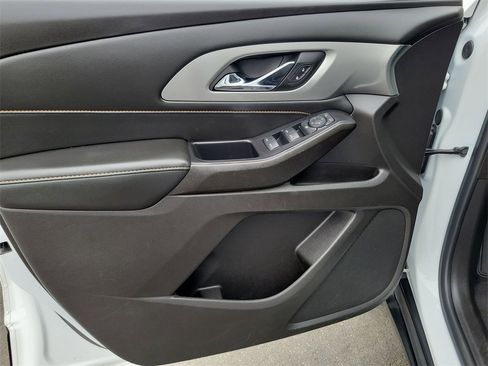 Certified 2021 Chevrolet Traverse LS w/ LPO, Cargo Package image 27