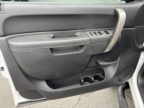 Used 2014 Chevrolet Silverado 2500 LT AWD/4WD image 11