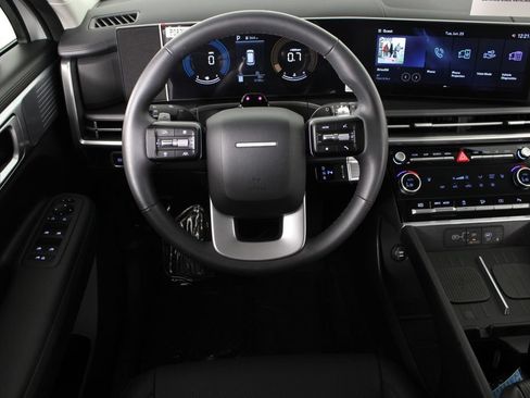 Certified 2026 Hyundai Santa Fe SEL FWD image 8