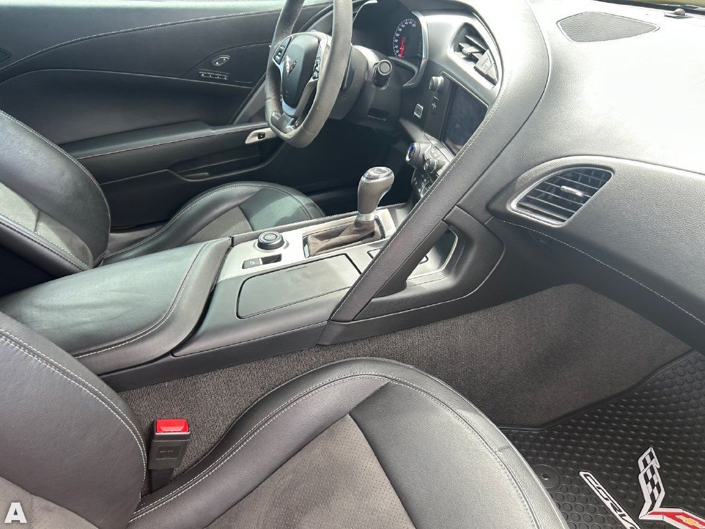Used 2017 Chevrolet Corvette Grand Sport RWD image 13