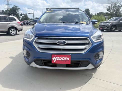 Used 2018 Ford Escape Titanium w/ Ford Safe & Smart Package AWD/4WD image 2