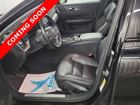 Used 2021 Volvo S60 T8 R-Design Expression AWD/4WD image 6