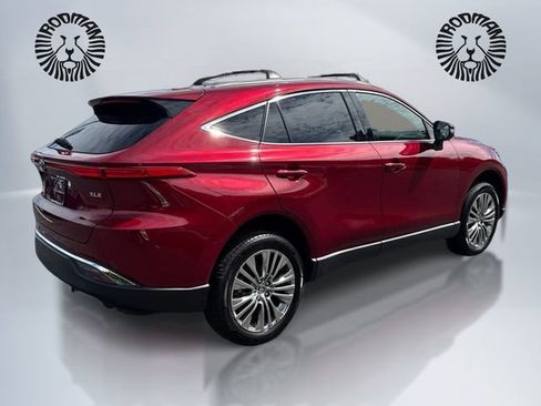 Used 2023 Toyota Venza XLE w/ Activity Package (TMS) AWD/4WD image 6