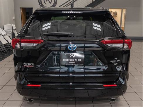 Used 2024 Toyota RAV4 SE w/ Weather & Moonroof Package AWD/4WD image 21