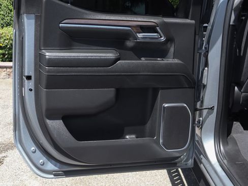Used 2024 Chevrolet Silverado 1500 LT RWD image 39