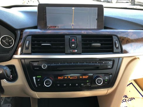 Used 2013 BMW 328i xDrive Sedan image 16