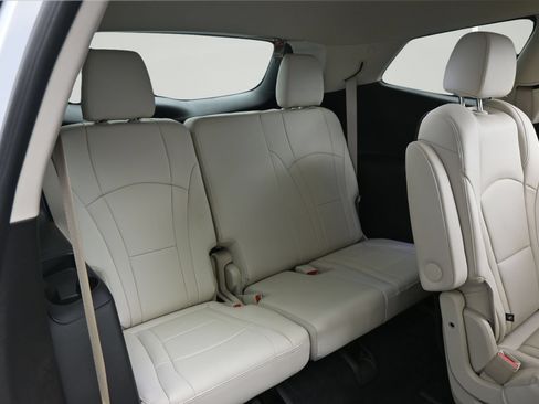Used 2023 Buick Enclave Essence w/ Experience Buick Package AWD/4WD image 14