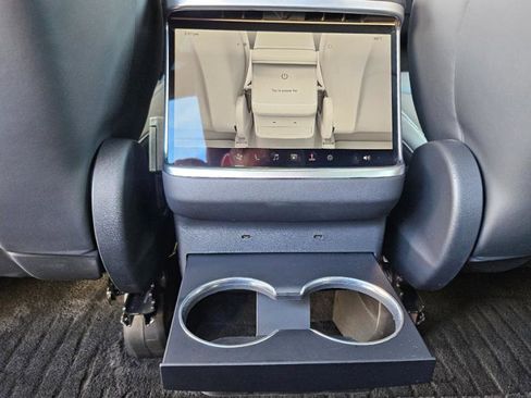 Used 2024 Tesla Model X Plaid image 67