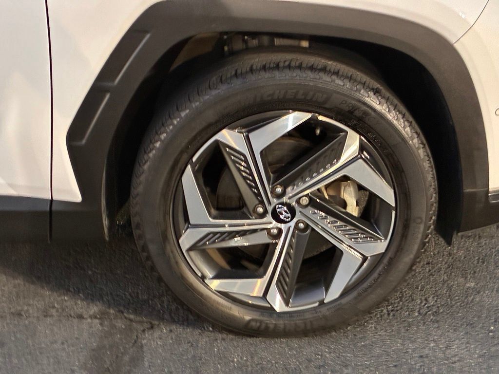 Certified 2024 Hyundai Tucson Limited AWD/4WD image 55