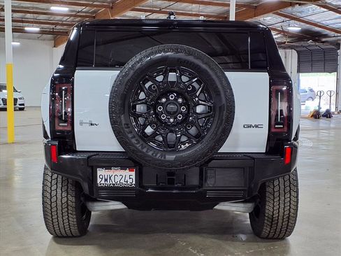 Used 2026 GMC Hummer EV SUV image 6