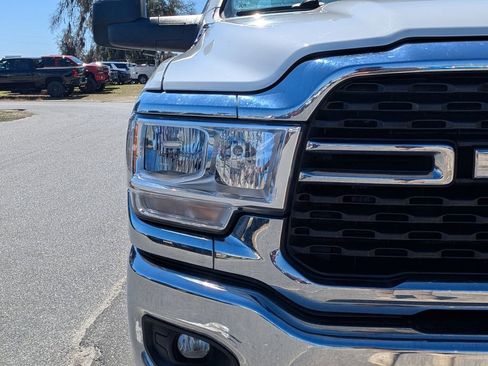 Used 2024 RAM 2500 Big Horn AWD/4WD image 11