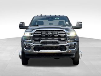 New 2026 RAM 5500 Tradesman w/ Chrome Appearance Group AWD/4WD video 2