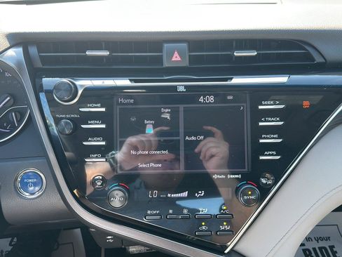 Used 2018 Toyota Camry XLE w/ Audio Package FWD image 19