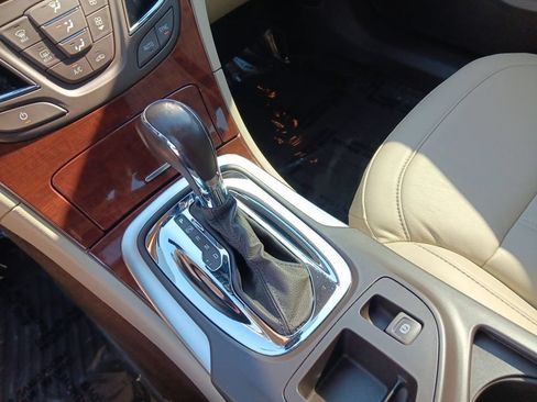 Used 2014 Buick Regal Premium FWD image 24