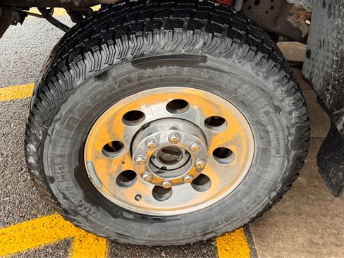 Used 2005 Ford F250 XLT image 7