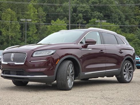Used 2021 Lincoln Nautilus Reserve w/ Equipment Group 201A AWD/4WD image 14