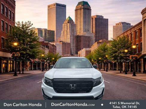 New 2026 Honda Ridgeline Black Edition image 2