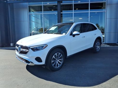 New 2026 Mercedes-Benz GLC 300 4MATIC image 2