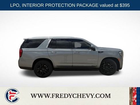 Used 2024 GMC Yukon Denali Ultimate AWD/4WD image 4