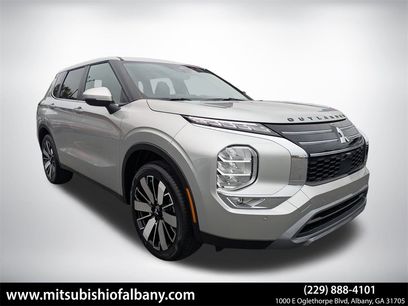 New 2025 Mitsubishi Outlander SE