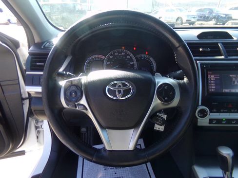 Used 2014 Toyota Camry SE w/ Fleet Convenience Package image 20