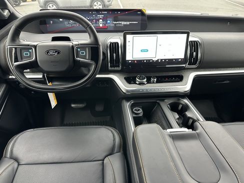 New 2025 Ford Expedition Tremor image 4