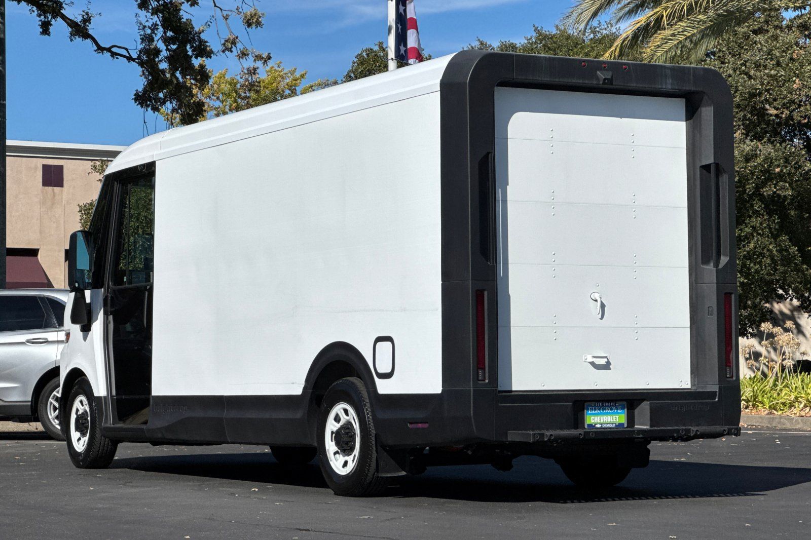Used 2023 Chevrolet Brightdrop 600 w/ Active Safety Package 2 AWD/4WD image 5