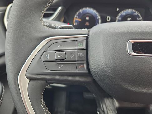 New 2025 Jeep Grand Cherokee L Laredo RWD image 23