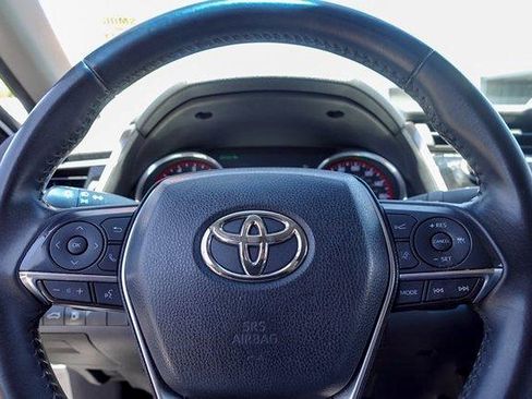 Used 2018 Toyota Camry XSE w/ Driver Assist Package FWD image 13