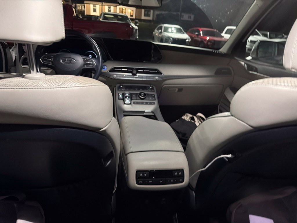 Used 2021 Hyundai Palisade Limited FWD image 5