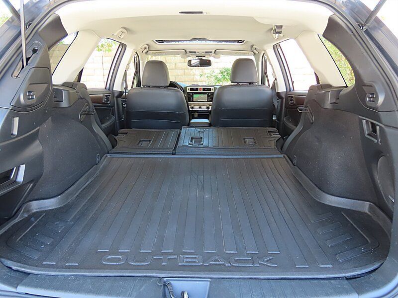 Used 2015 Subaru Outback 3.6R Limited AWD/4WD image 33