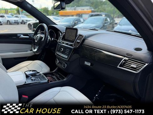 Used 2017 Mercedes-Benz GLS 450 4MATIC image 26