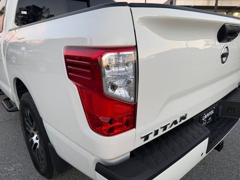 Used 2022 Nissan Titan SV w/ Accessory Utility Package image 37