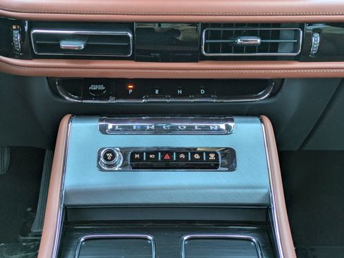 New 2026 Lincoln Aviator Reserve RWD image 18