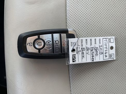 Used 2018 Ford Explorer Platinum image 37