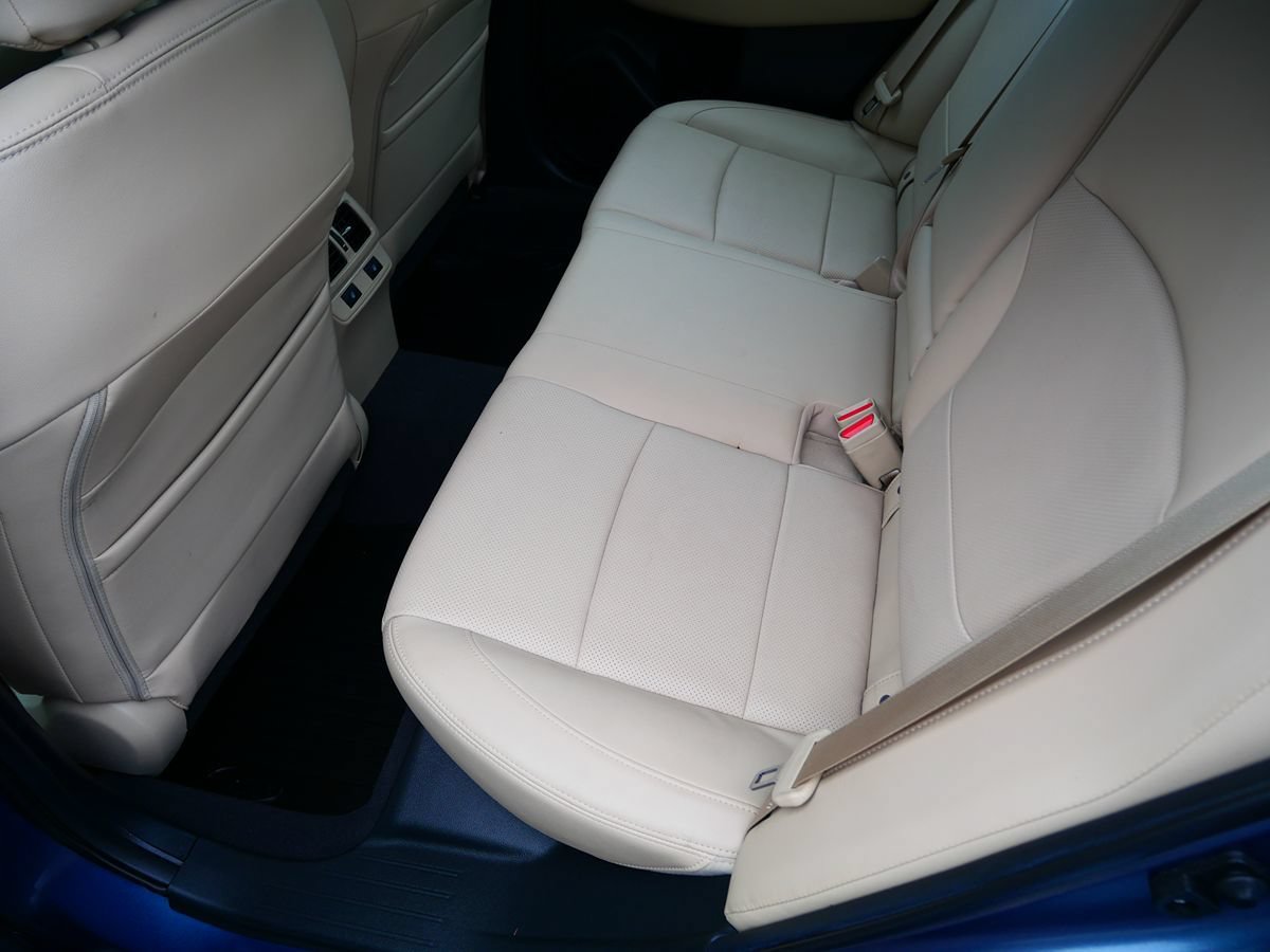 Used 2015 Subaru Legacy 2.5i Limited AWD/4WD image 19