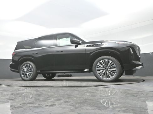 New 2026 INFINITI QX80 Luxe image 39